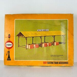 Cox HO Scale Electric Train Accessories Lumber Yard Set 6039 Vintage Model Kit